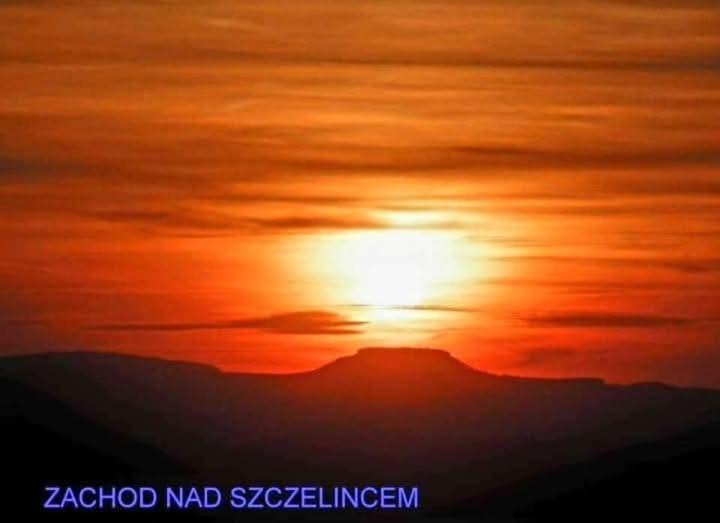 Wataha Pod Basztami - Alfa - Domki Caloroczne Radkow Exterior foto
